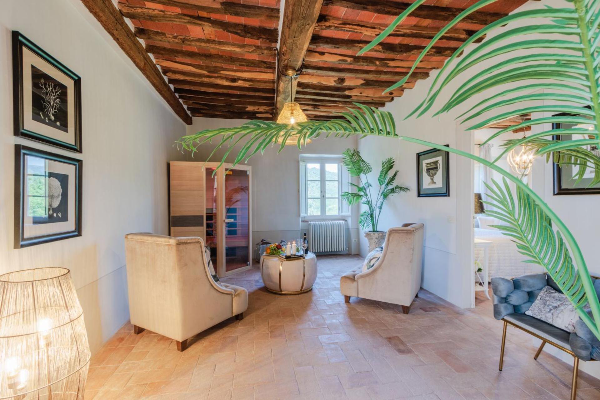 Villa Domus Francigena ลุคคา ภายนอก รูปภาพ