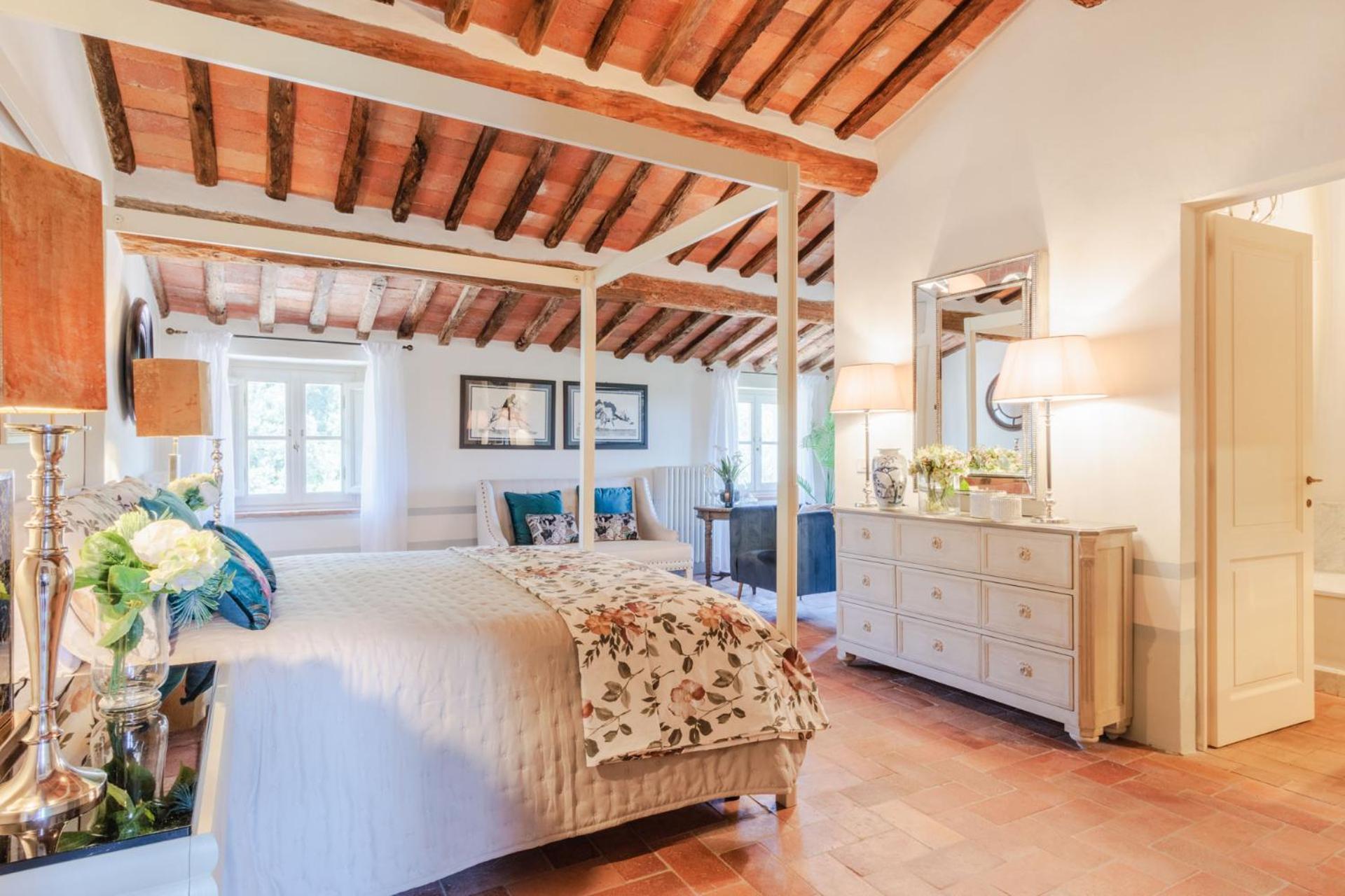 Villa Domus Francigena ลุคคา ภายนอก รูปภาพ